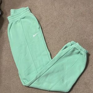Nike oversized sweatpants
